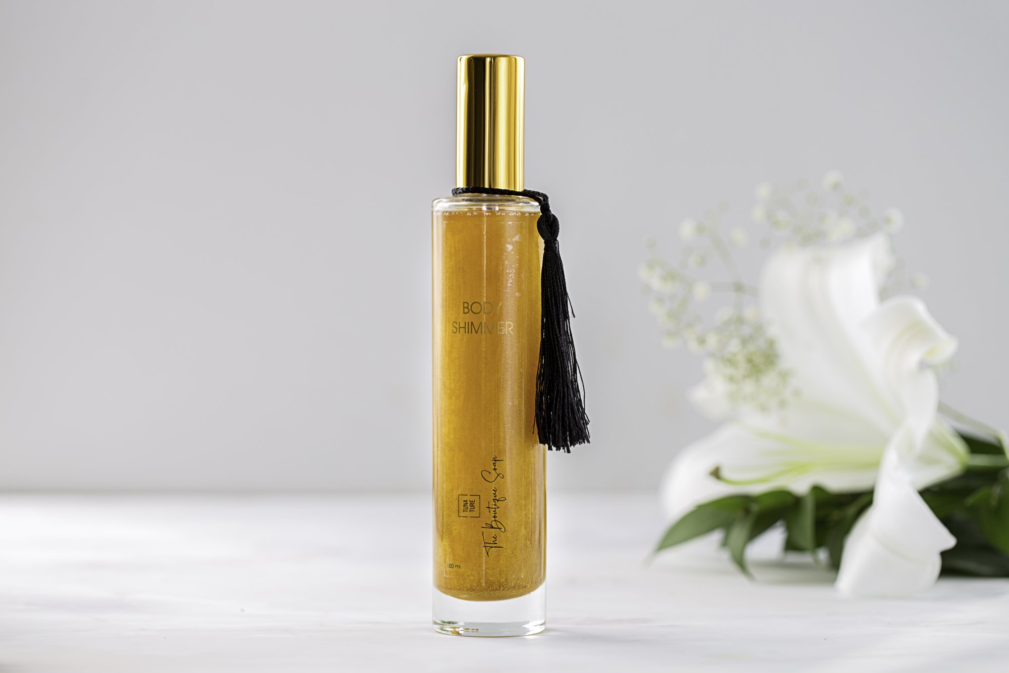 24 Ayar Altın Tozlu Nemlendiricili Vücut Yağı